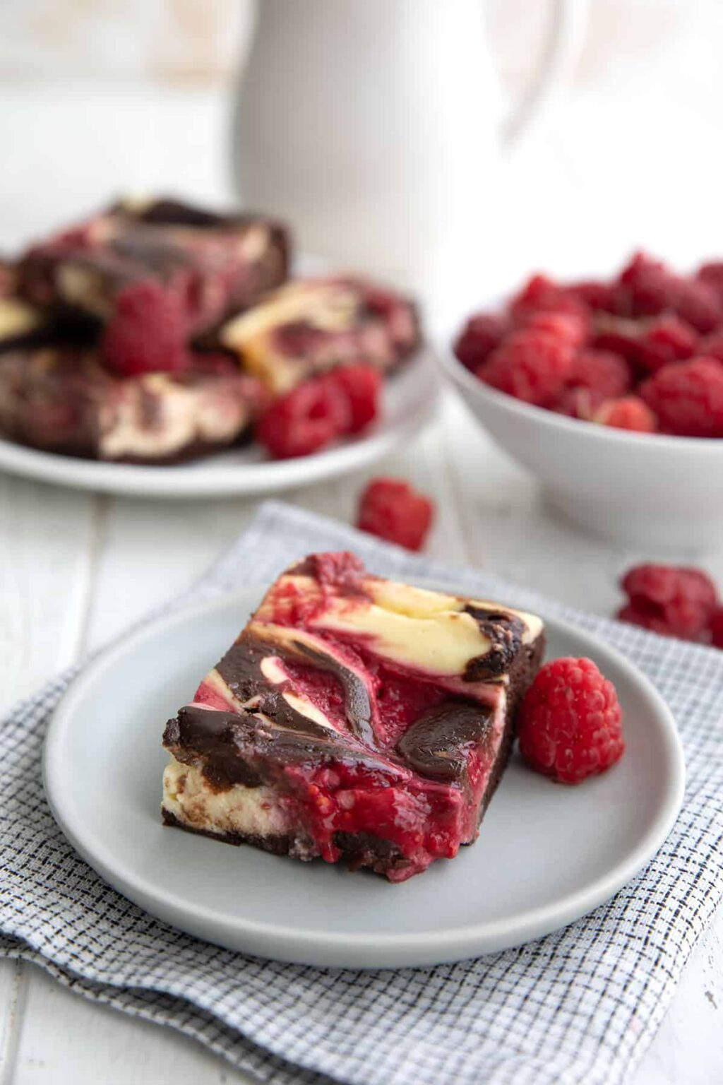 Keto Raspberry Cheesecake Brownies