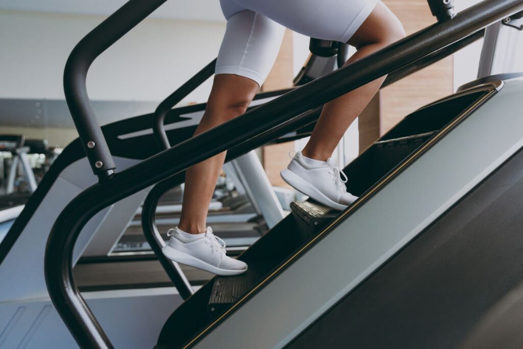 StairMaster vs Incline Treadmill: A Cardio Results Guide