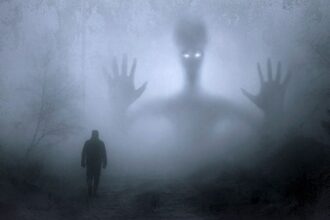 10 Bizarre Reported Encounters Between Extraterrestrials and Humans