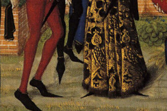 10 Weird Fashion Trends From History