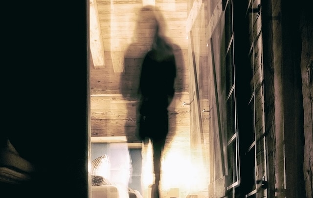 What Happens During an Out-of-Body Experience?