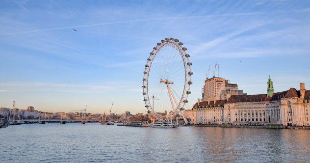 10 Iconic “Temporary” Structures That Still Stand Today