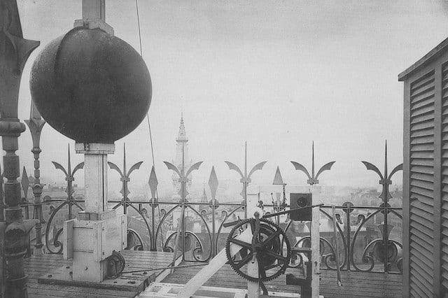 10 Fascinating Timekeeping Devices From History