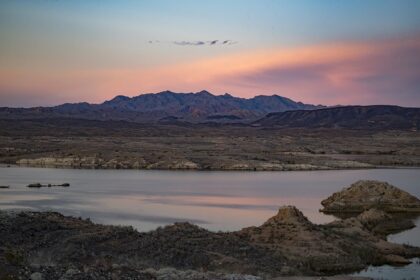 10 Incredible Recent Discoveries in Drought-Stricken Lakes and Rivers