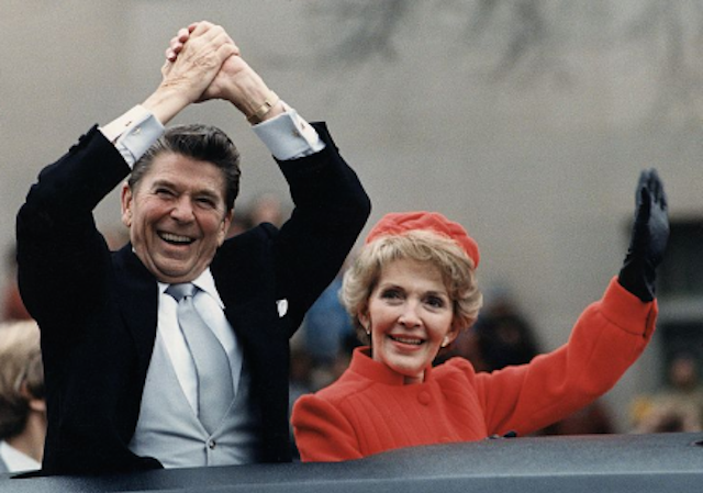 10 Wacky Conspiracy Theories About Deadly Diseases