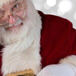 10 Early Versions of Famous Figures Before Their Iconic Look