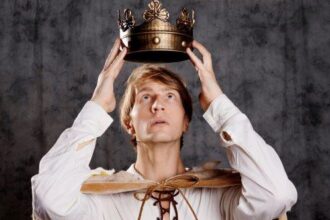 10 Times Historical Figures Got Humbled