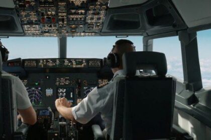 10 Disturbing Things Heard on Cockpit Voice Recorders