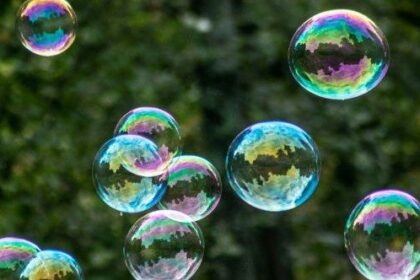 Ten Weirdly Useful Scientific Facts About Bubbles