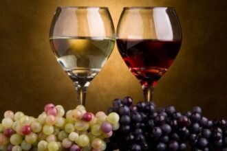 10 Ridiculous Myths about Dodgy Stuff in Your Food and Drink