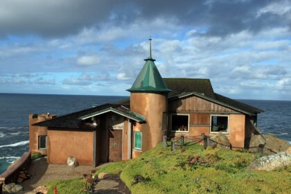 6 U.S. Destinations for Travelers Who Love the Cottagecore Aesthetic