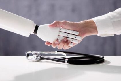 10 Ways Artificial Intelligence Is Revolutionizing Healthcare