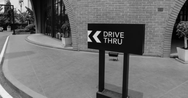 10 Mind-Blowing Incidents and Strange Finds in the Drive-Thru