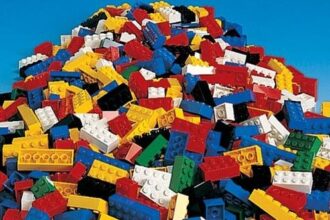 10 LEGO Facts That Will Toy with Your Mind