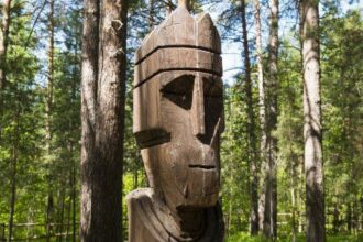 10 Creepy Ancient Wooden Idols