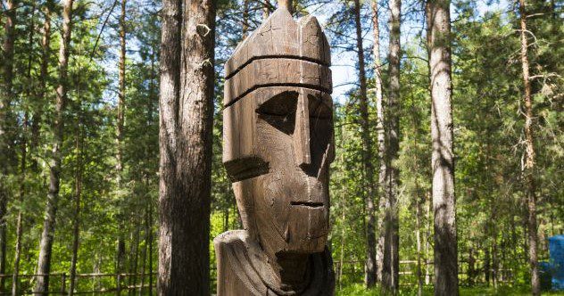 10 Creepy Ancient Wooden Idols