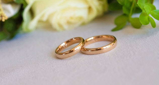 10 Modern Marriage Rituals Born from Corporate Branding