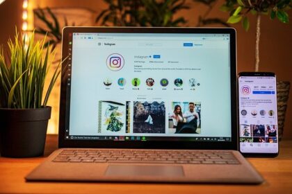 Top Websites That Help Grow Instagram Accounts Naturally