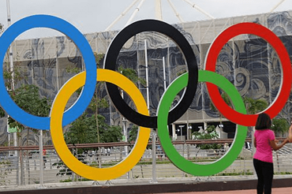 10 Strange Sports Ceremony Moments