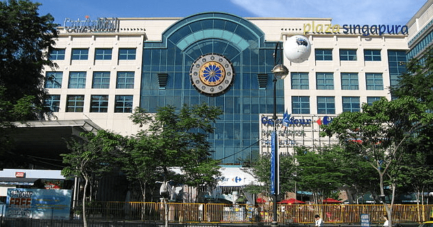 10 Most Haunted Malls in the World