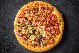 10 Weirdest Pizza Toppings – Listverse