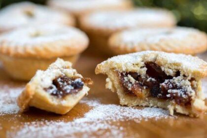 10 Weird Menu Items from the British Isles