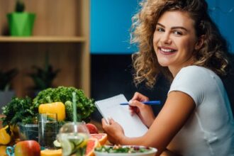 10 Worst Fad Diets Celebrities Swore Worked