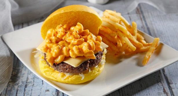 10 Menu Hacks from Your Favorite Fast Food Joints