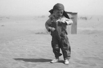 47 Images Of Migrants, Black Blizzards, And Hardship