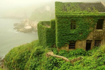 10 Mesmerizing Deserted Places – Listverse