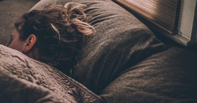 Top 10 Bizarre Sleep Habits of the Rich