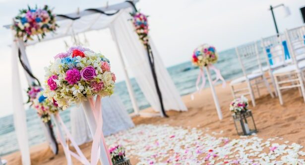 Top 10 Strangest Destination Weddings