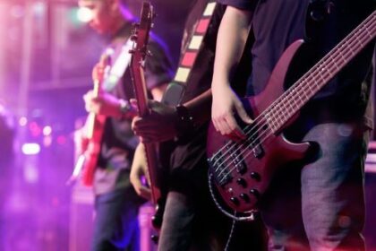 10 Name Origins of Famous Bands from the 1990s