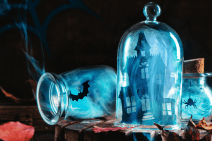 10 Revealing Backstories of the Creepy Ghosts in the Haunted Mansion