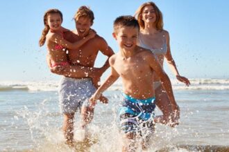 Top 10 Dangerous Diseases Lurking At The Beach