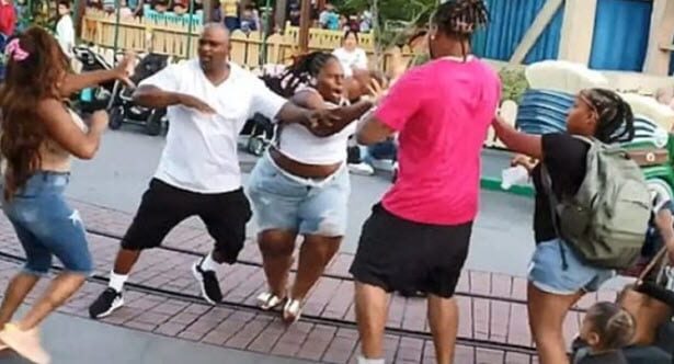 Top 10 Ways To Get Banned From A Disney Or Universal Theme Park