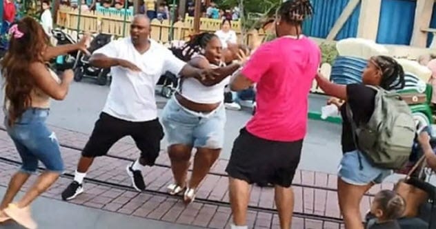 Top 10 Ways To Get Banned From A Disney Or Universal Theme Park