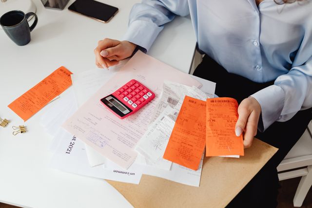 How Businesses Track Their Expenses
